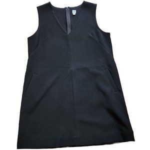 Gap black dress with pockets